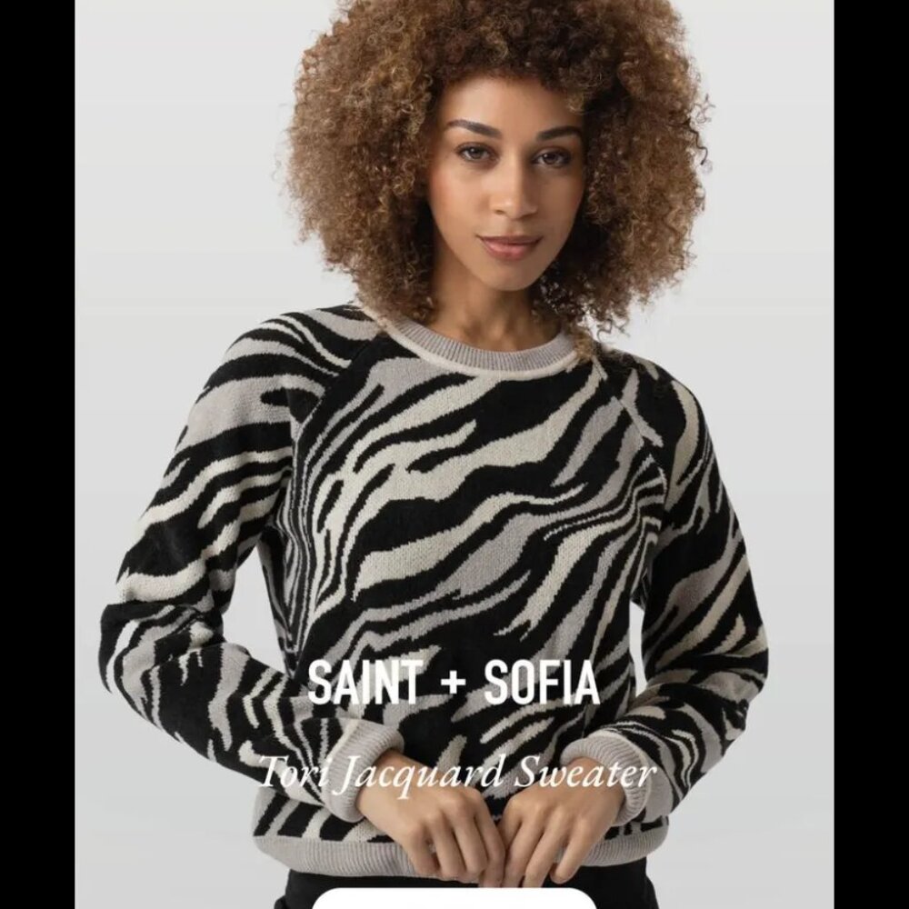 Tori Jacquard Sweater - Monochrome Wave - US 8